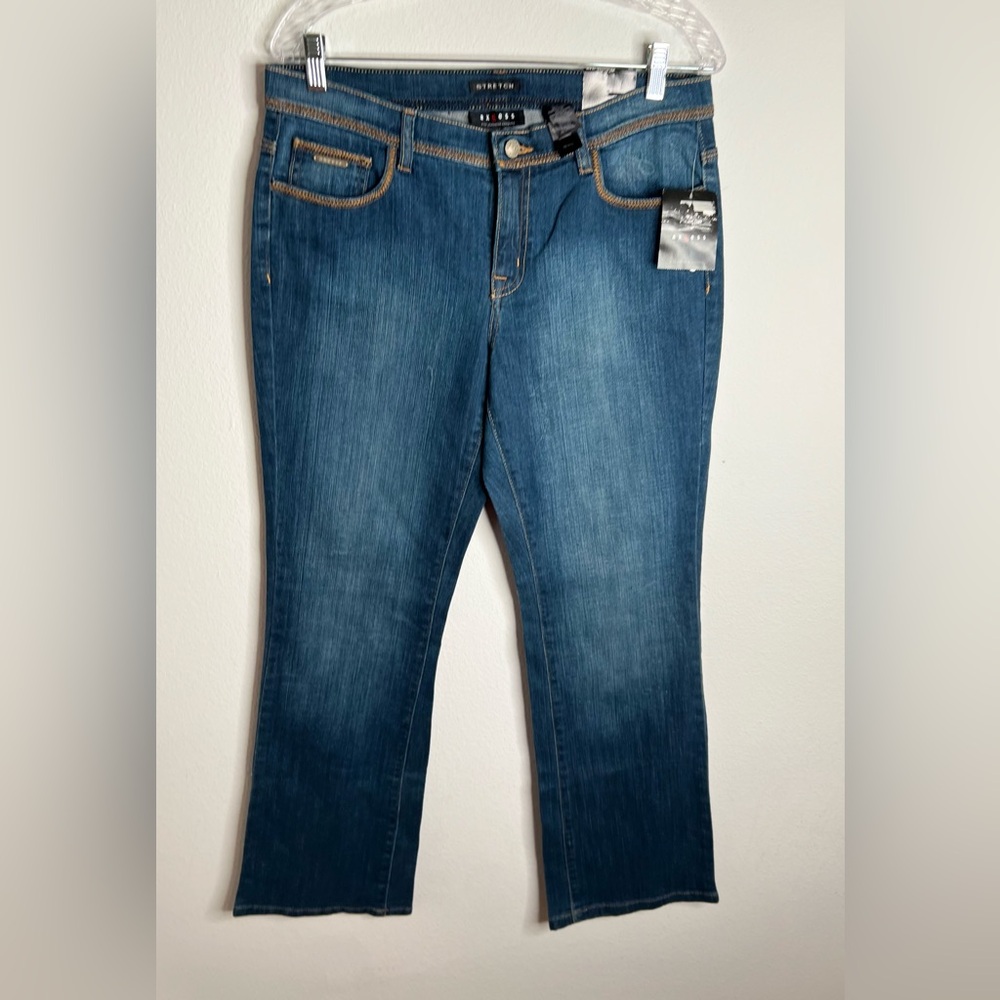 Liz Claiborne Axcess Favorite Low Rise Jeans Women Size 10 Modern Boot Cut NEW